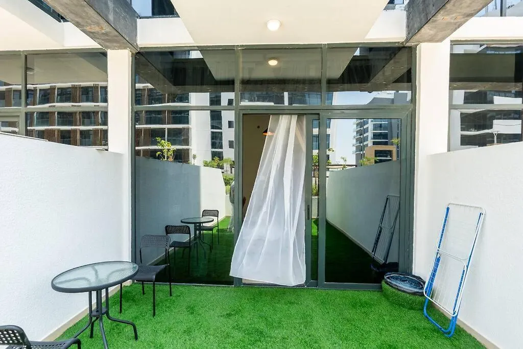 Chic Studio Just 10 Min To Downtown Dubai