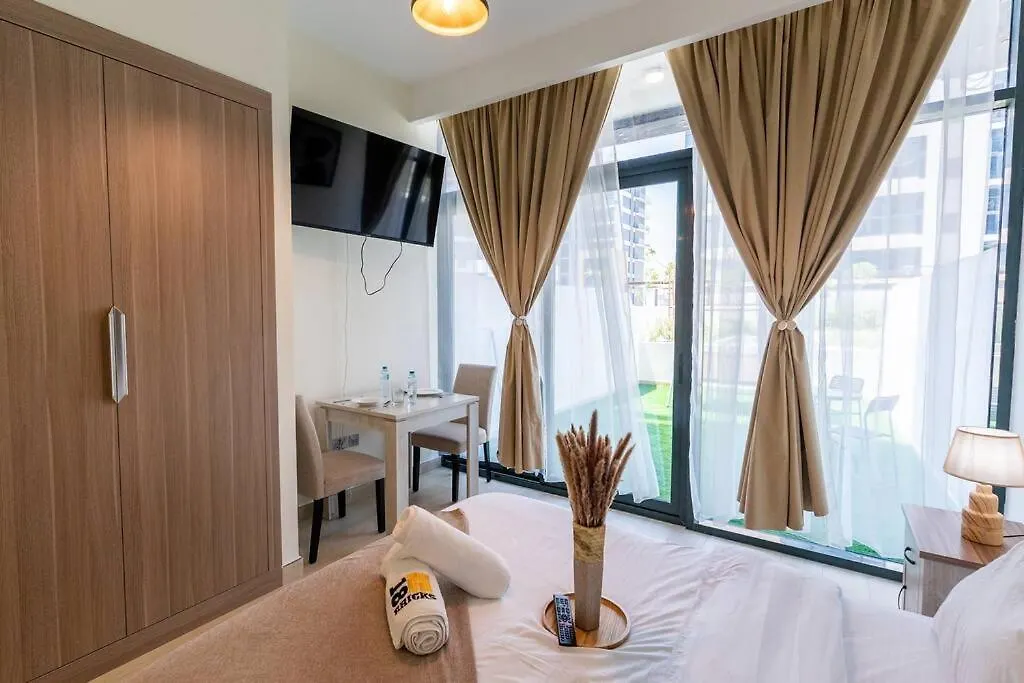 Chic Studio Just 10 Min To Downtown Dubai