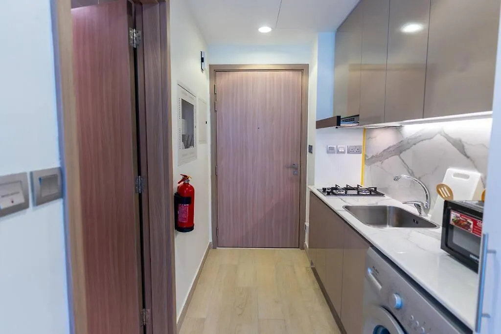 Apartment Chic Studio Just 10 Min To Downtown Dubai